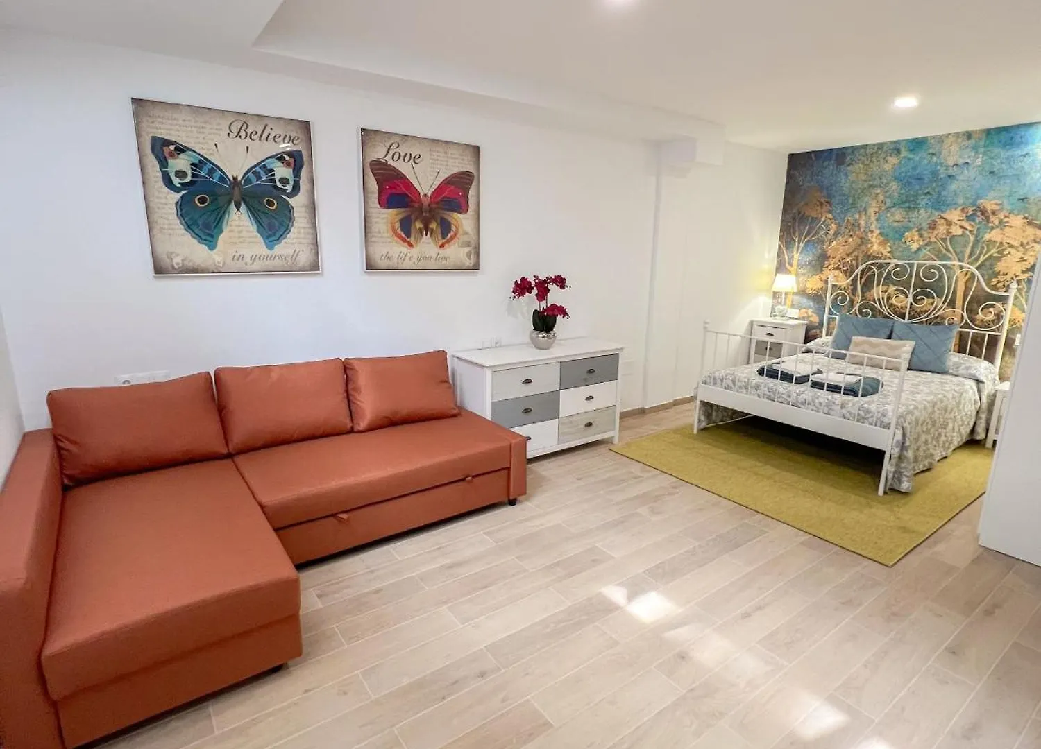 Bright & Modern Family Apartment Carihuela1 Torremolinos Spain