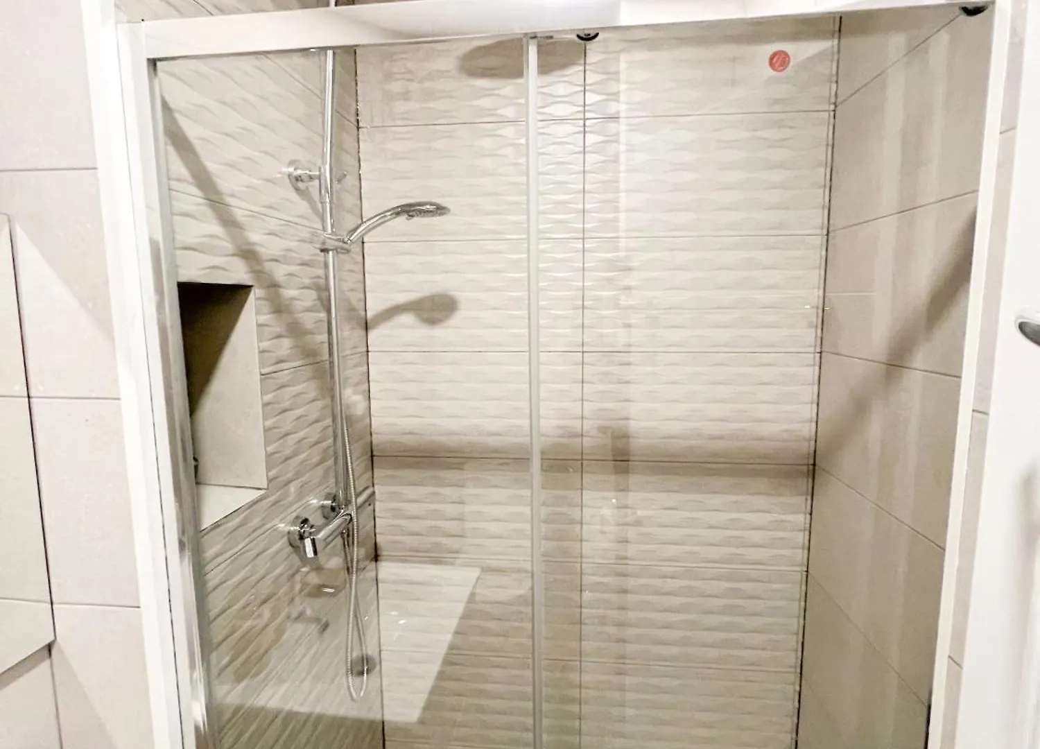 Bright & Modern Family Apartment Carihuela1 Torremolinos